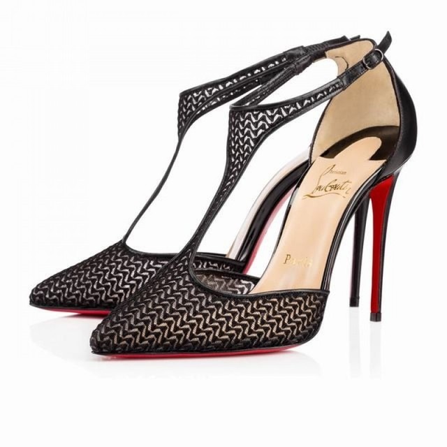louboutin heels pumps