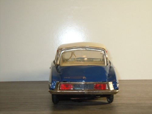 Citroen DS19 - La Hotte Jouets St Nicolas - Tinplate - 1:15 France *40825 - Imagen 4 de 11