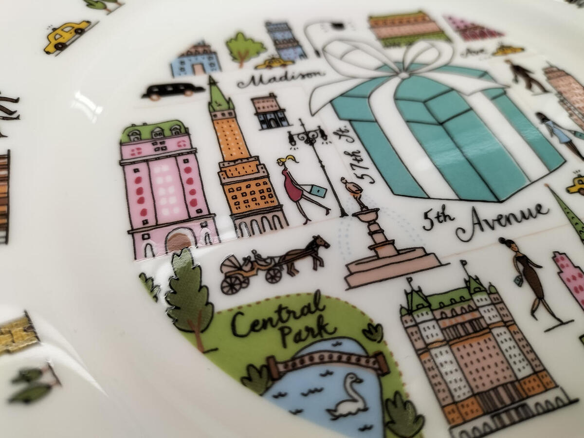 Authentic Tiffany & Co 5th Avenue Dessert Plate Tableware Authentic Tiffany & Co 5th Avenue Dessert Plate Tableware