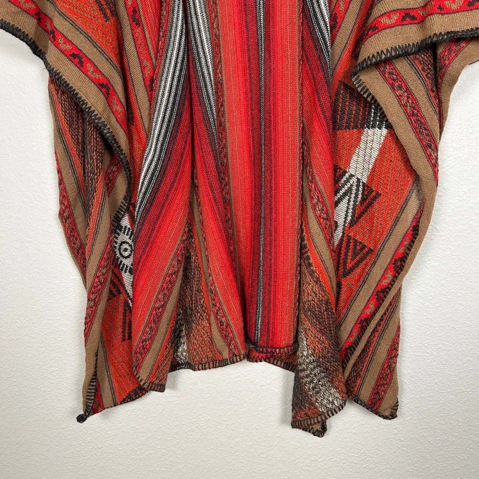 Sol Alpaca tamanho único envoltório Ruana vermelho marrom asteca boho 100% bebê alpaca Peru NOVO - Imagem 3 de 4