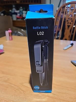 Selfie Stick L02 Extendable - BRAND NEW IN BOX