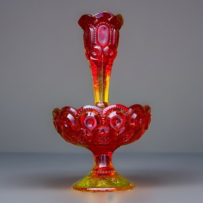 Stunning Vintage L E Smith Moon & Stars Red Amberina Glass UV Glo Epergne& Label
