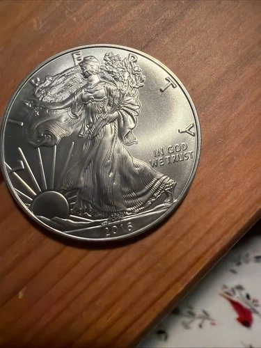 2016 Walking Liberty American Eagle Dollar Coin 1oz .999 Fine Silver