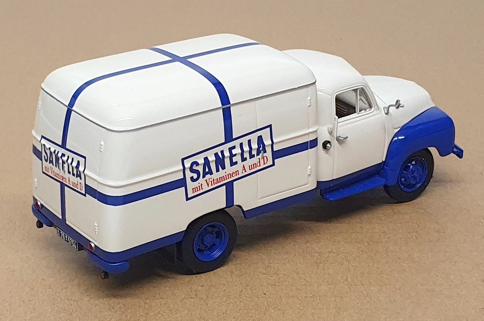 Minichamps 1/43 Scale 439 051041 Opel Blitz 1,75t Kofferwagen Sanella White/Blue - Image 2 of 4