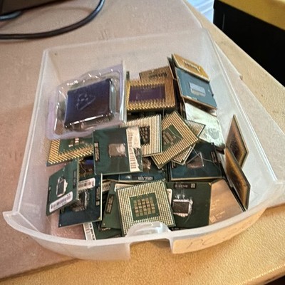Intel Celeron Dual-Core CPU Processor Socket 479 2.40GHz 800MHz 1MB