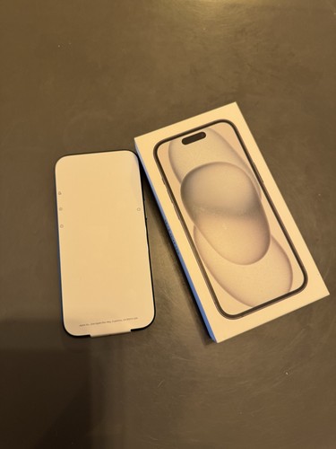 iPhone 15 (128 Go) - Photo 5/8