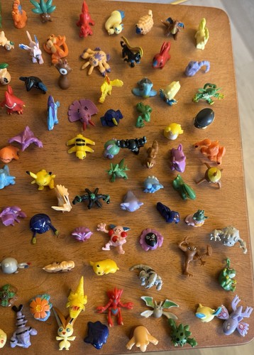 Großes 136 Stück Lot Pokemon Micro Mini Figuren Figuren Kunststoff Vinyl Spielzeug Lot - Bild 4 von 14