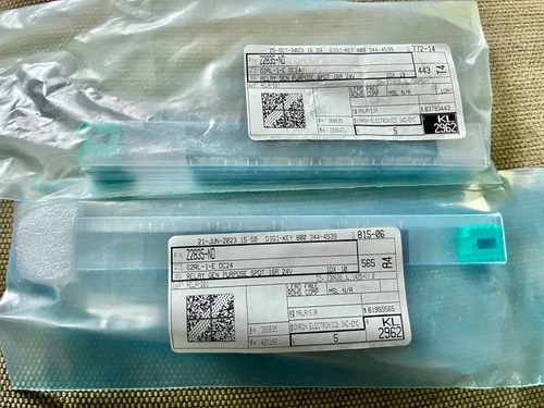 Lot of 8 - OMRON G2RL-1-E DC24 / G2RL1EDC24 General Purpose Relays SPDT 24VDC