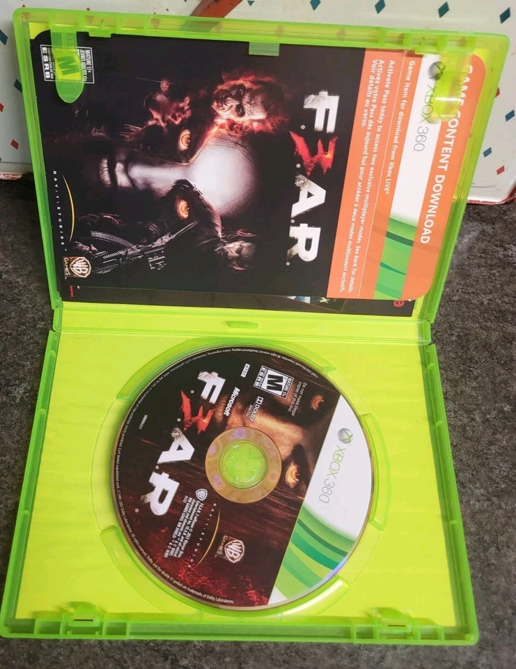 F.E.A.R. 3 Microsoft Xbox 360, 2011 completo CIB con inserto DLC Foto 2 de 3