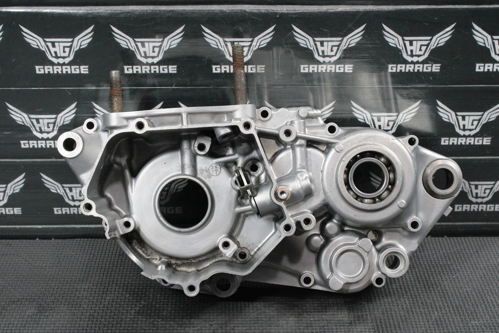 2002 YAMAHA YZ250 02-10 2T OEM LEFT ENGINE MOTOR CRANKCASE CRANK CASES BLOCK