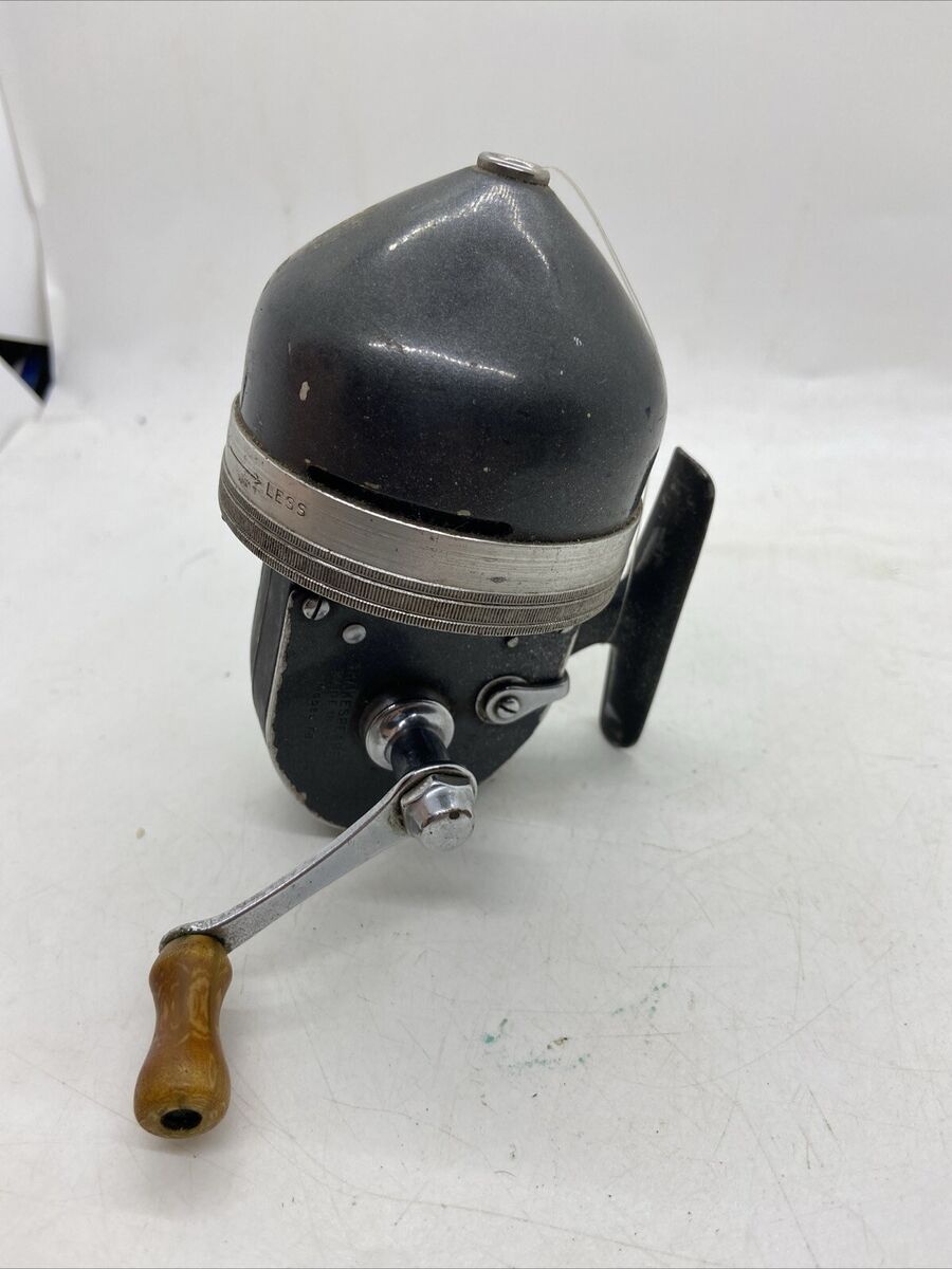 VINTAGE Shakespeare Spin Wondereel Number 1756 Model FB VINTAGE Shakespeare Spin Wondereel Number 1756 Model FB