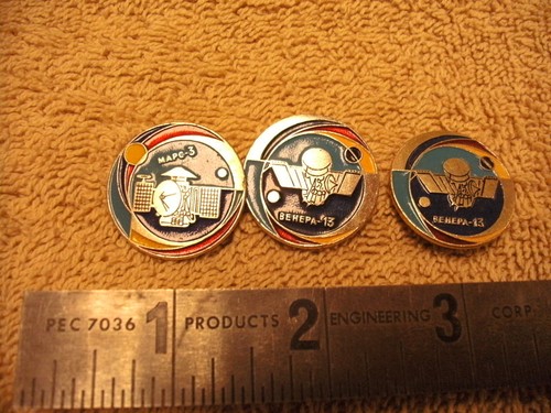 Vintage CCCP Satellite Pins, Lot of 3, 2 the same - Picture 2 of 4
