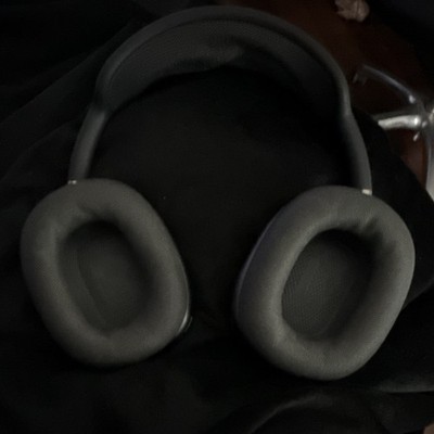 Apple AirPods Max Wireless Bluetooth Built-In Mic Over-Ear Headphones Gray