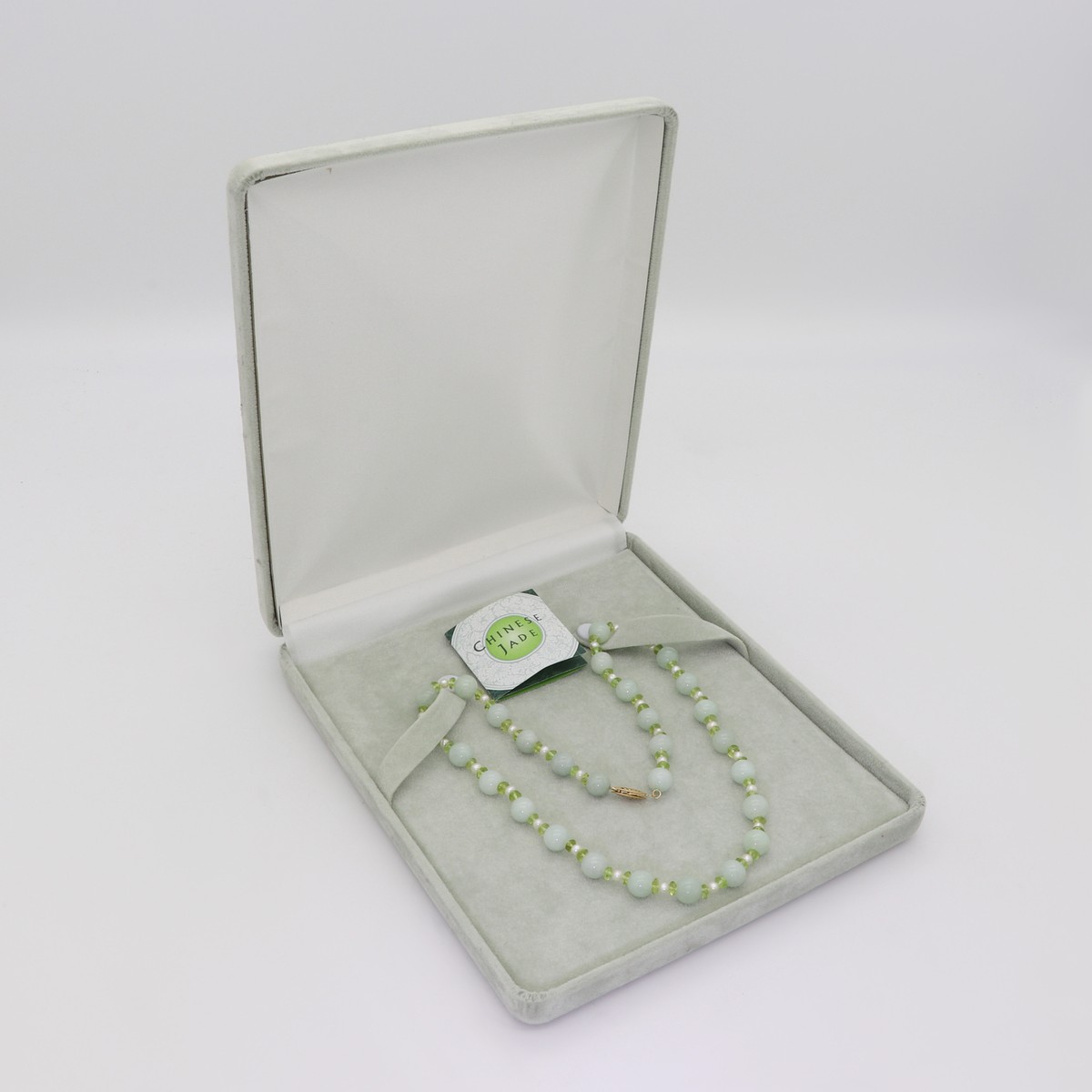 14k Chinese Jade Freshwater Pearl By QVC Necklace 18 Inch