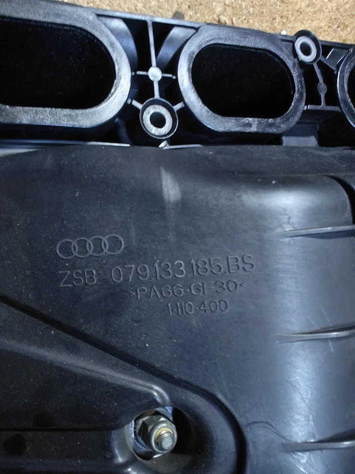 COLECTOR DE ENTRADA AUDI RS4 RS5 079133185 BS 079133062 CFSA CON CUERPO ACELERADOR Foto 2 de 4