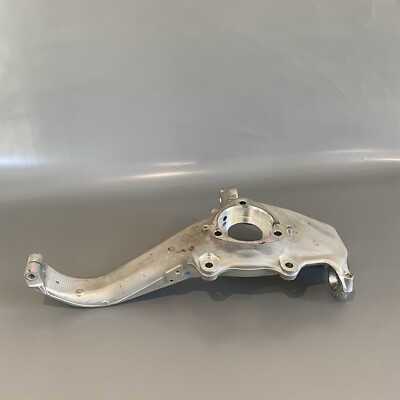 TESLA MODEL 3 KNUCKLE RIGHT FRONT RWD/DM 2017 2018 2019 2020 2021 OEM