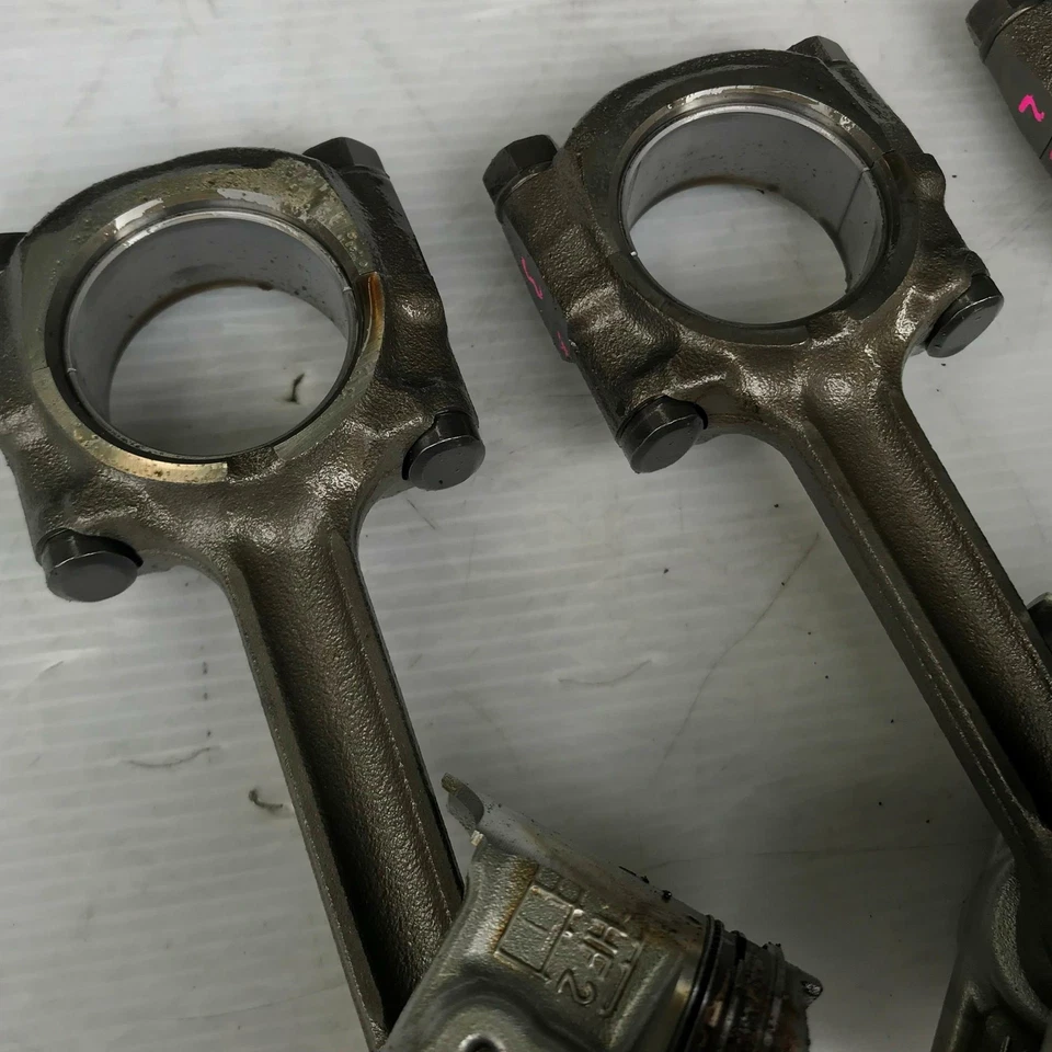 Piston set 4 engine pistons rods good condition KAWASAKI Z750 ZR7 ZR 750 2007 - image 4 of 4