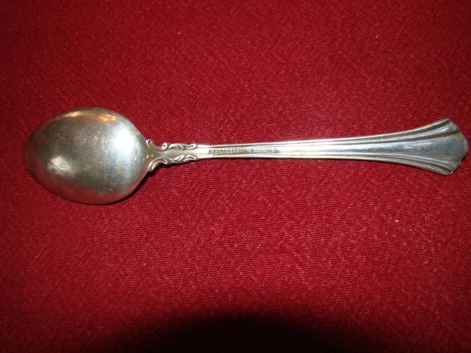 REED & BARTON STERLING SILVER EIGHTEENTH CENTURY TEASPOON NO MONOGRAM Foto 2 de 2