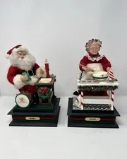 Holiday Creations Mr & Mrs Santa Claus. Vintage 1990’s Musical Candles Light