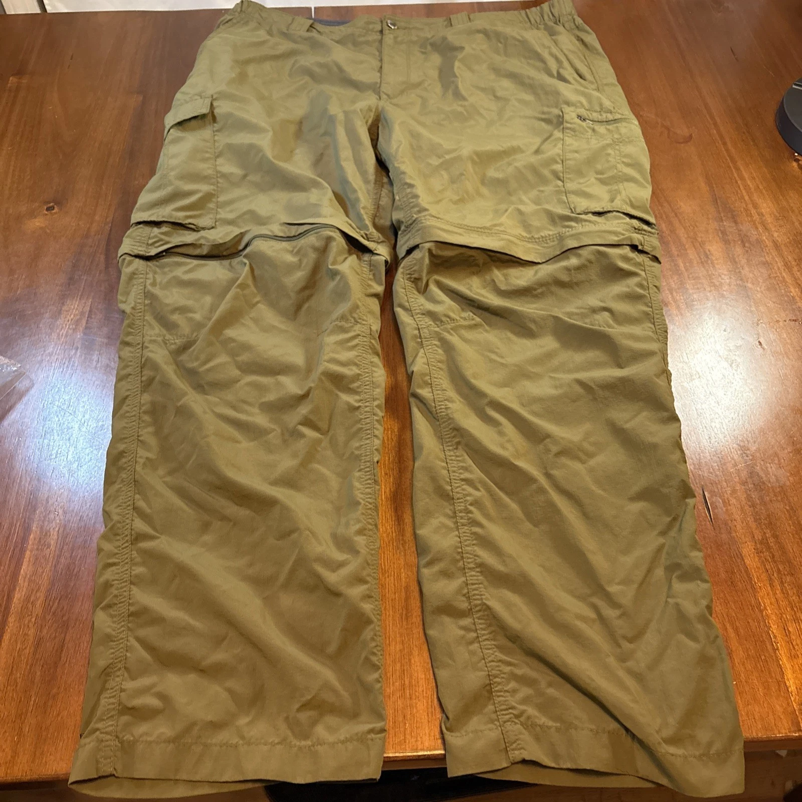 Columbia Men’s Hiking Pants Turn Into Shorts 42x32 Green