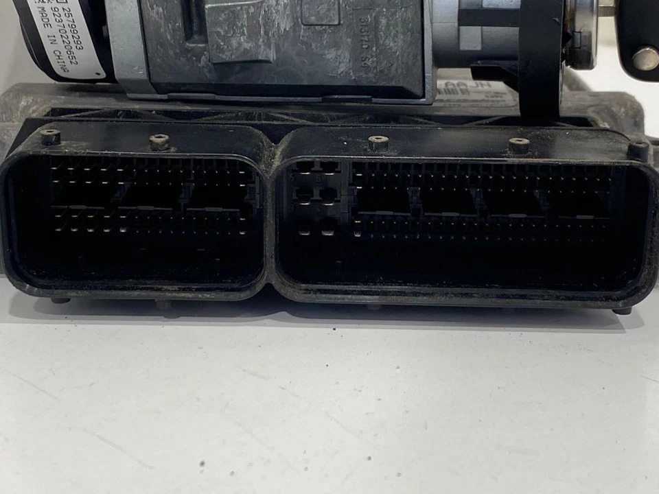 Opel Insignia A 2010 Diesel engine ECU kit and lock set 55574903 ATZ26673 - image 2 of 4