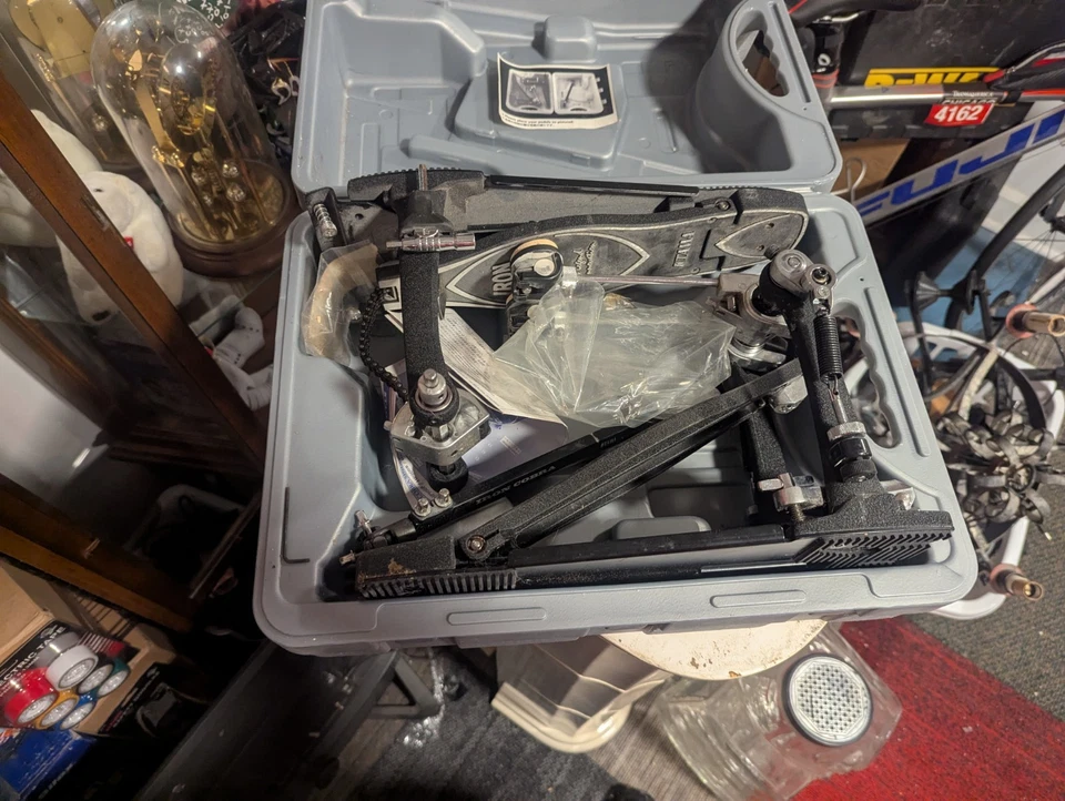 Estuche Iron Cobra Doble Kick Pedal Gris Foto 2 de 4