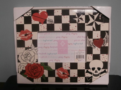 Brand New Concepts Black and White Punk Style Picture Frame 6