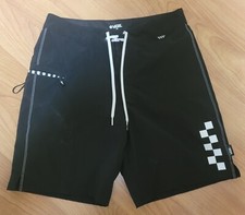 Mens Size 28 Vans Off The Wall Black  White Checkerboard Skater Board Shorts