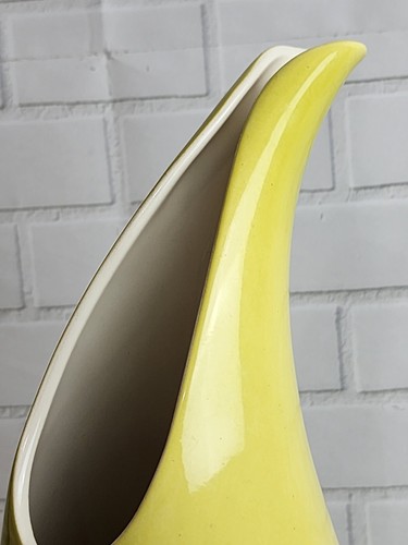 Red Wing Pottery Chartreuse Lotus Stretch Spout 13" Beverage Pitcher - Picture 13 of 18
