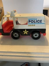 1984 Vintage Playskool Dizzyville Police Toy Van / Car Rare