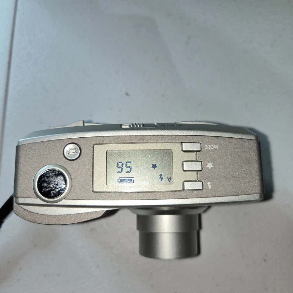 HP PHOTOSMART 735 & 145 COMBO WITH CASE  ADAPTERS AND USED PRINT CARTRIDGE WORKS - Image 3 of 4