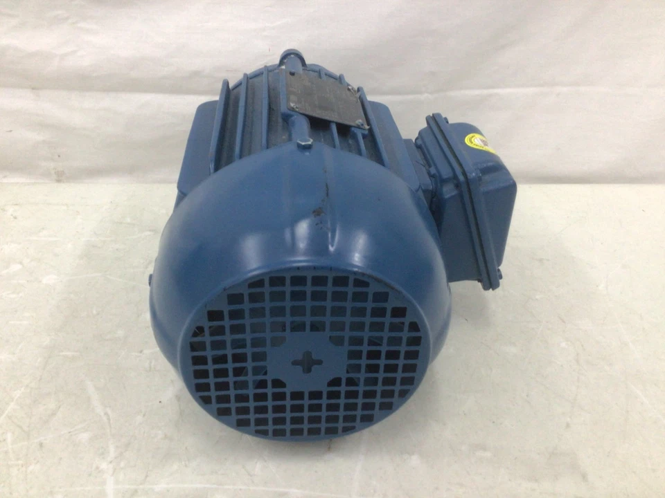 WEG  - 00118ET3H143T-W22 General Purpose Motor 1 HP, 575V AC, 143T Frame - Image 4 of 4