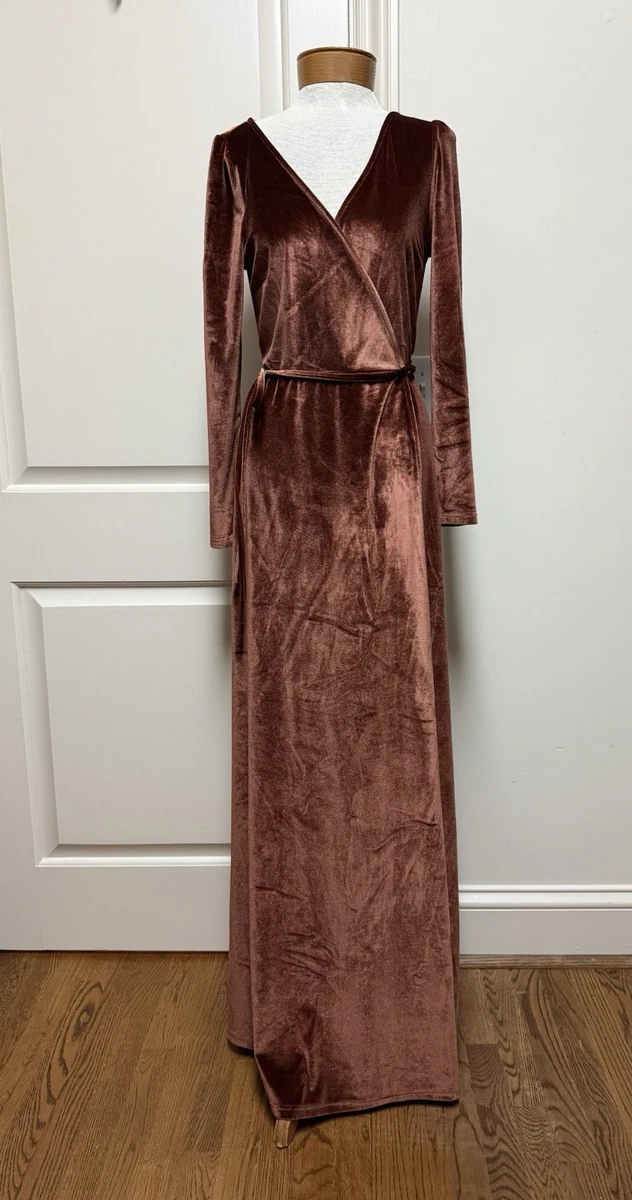 chinese dress ladies Cece Velvet Long Sleeve Maxi Dress main image 0