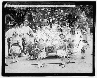Photo:Petworth July 4 1921 parade children costumes float