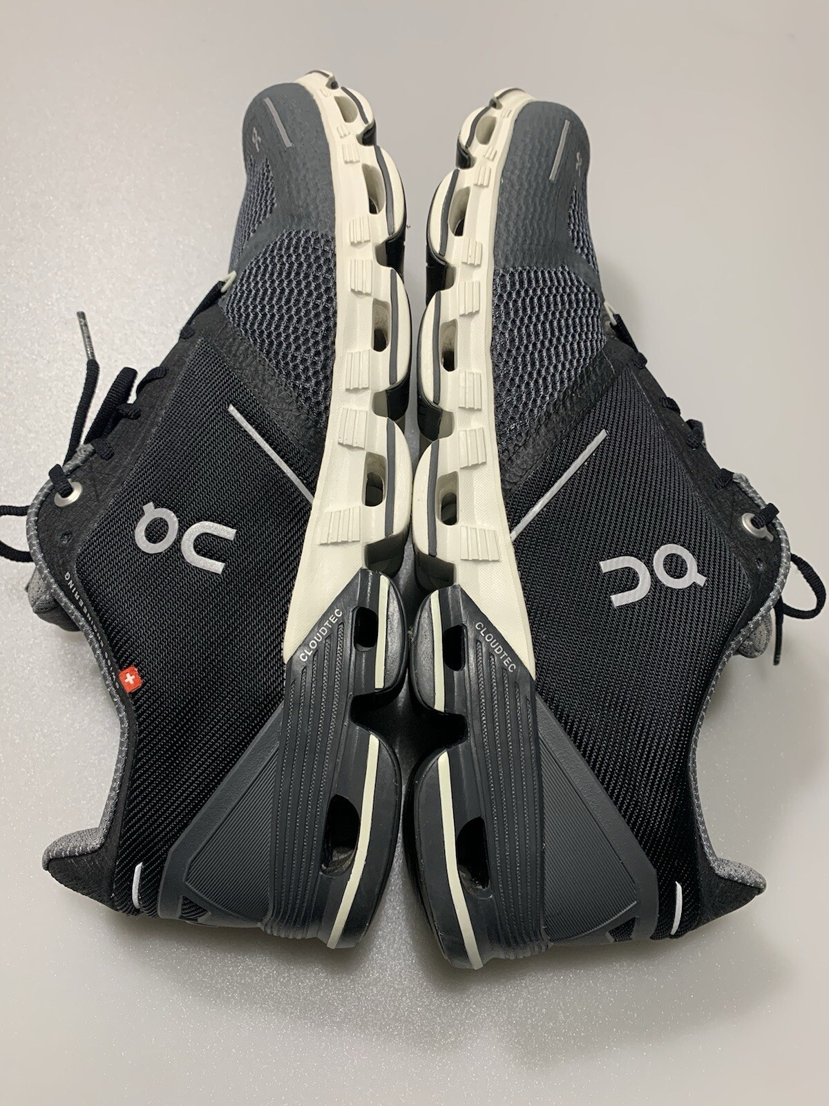 On Cloud Cloudflyer Gray black Running Sneakers M… - image 5