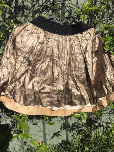 Ladies Girls Gold Metallic Pleat Skirt With Elastic Waist NEW - Picture 3 of 4