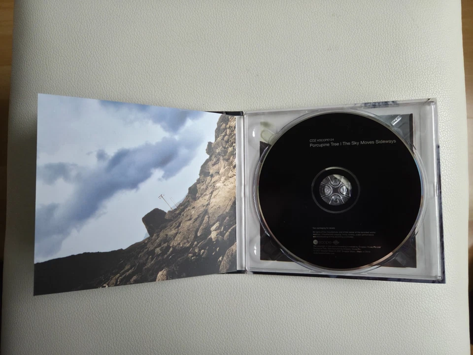 Porcupine Tree - The Sky Moves Sideways [DoCD, Reissue 2007] - Bild 3 von 4