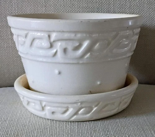 VINTAGE MCCOY POTTERY GREEK KEY HOBNAIL  5 INCH FLOWER POT WITH ATTACHED SAUCER
