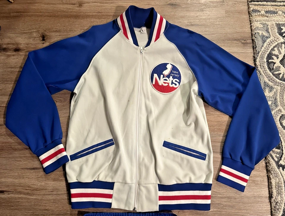 *VERY NICE* circa 1980s NEW JERSEY NETS Player (Game) Worn 2-piece WARM UP SUIT - Image 3 of 4