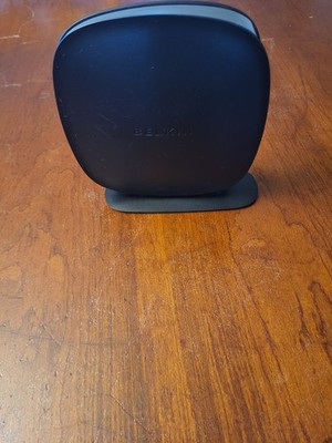 Belkin N300 Wireless N Router (F9k1002v4) 4 Port  - Never Used
