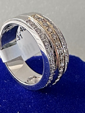 14kt. white gold with 0.51CT.round diamonds wedding band ring size 8,7.40 grams.