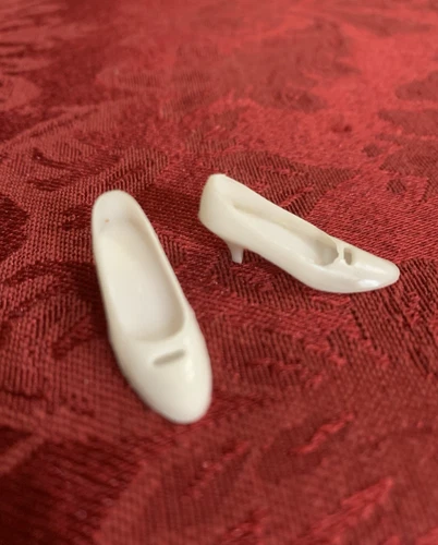 Vintage Barbie 1960s Japan Francie White Cut Out Kitten Heels Low Heels