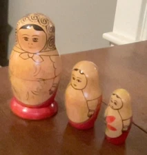 Vintage Set of Wooden Matryoshka Nesting Dolls. Set of 3. Lady With Scarf & Gown