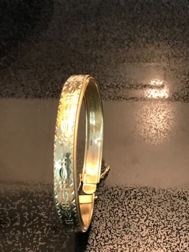 10k Solid Yellow Gold Etched Bracelet 9.67 Grams