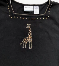 NWOT 💥💎ALFRED DUNNER Petite💎💥 3/4 Sleeve Embellished Giraffe Top PL