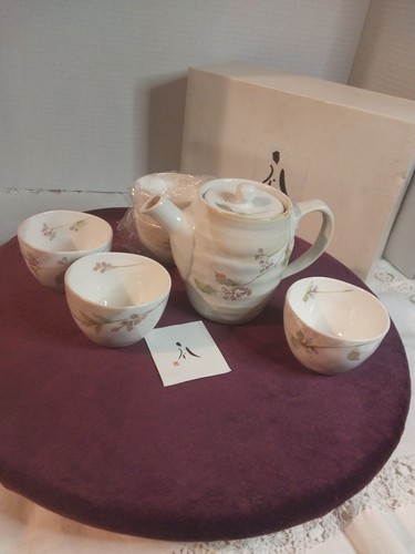Reiko Takashima Handpainted Teapot and 5 Teacups Guest Tea Set In The Box - Picture 6 of 8