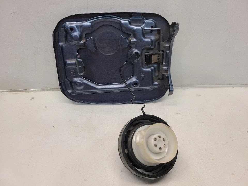 Toyota Highlander 2006 puerta de llenado de combustible *azul - 8N6* Foto 4 de 4