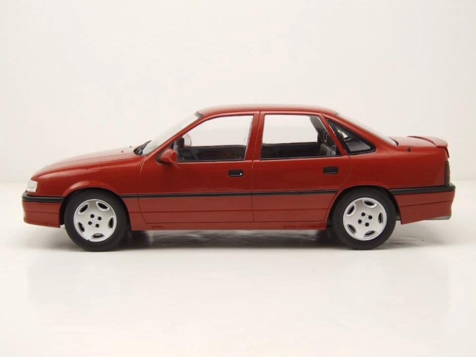 Modellino auto Opel Vectra A 2000 1988 rosso scuro metallizzato 1:18 MCG - Immagine 3 di 4