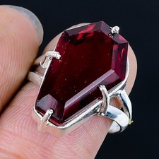 Winsome Mozambique Garnet Gemstone 925 Sterling Silver Ring Size 7.5