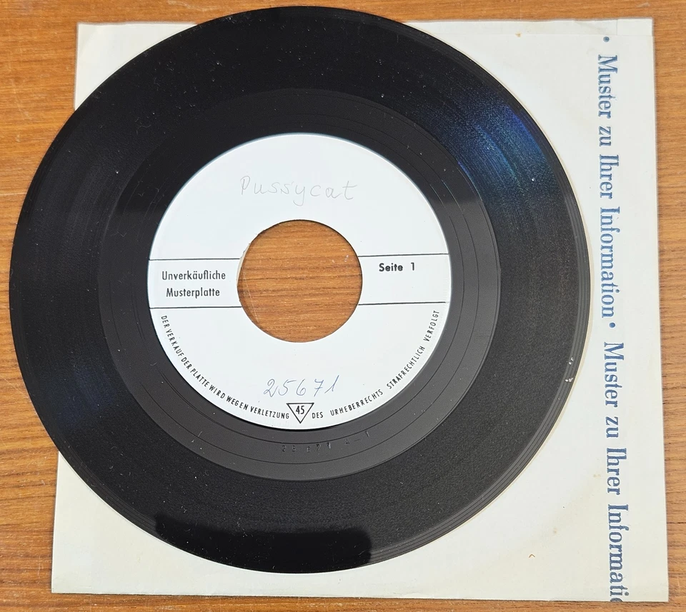PUSSYCAT "Abschiedssouvenir (My Broken Souvenirs)" M- 1977 german WL Test 45 Pop - Bild 2 von 4